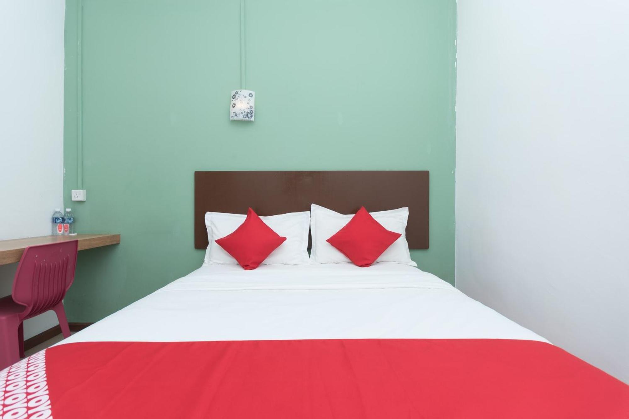 Hotel Super Oyo 218 Storytel 2*